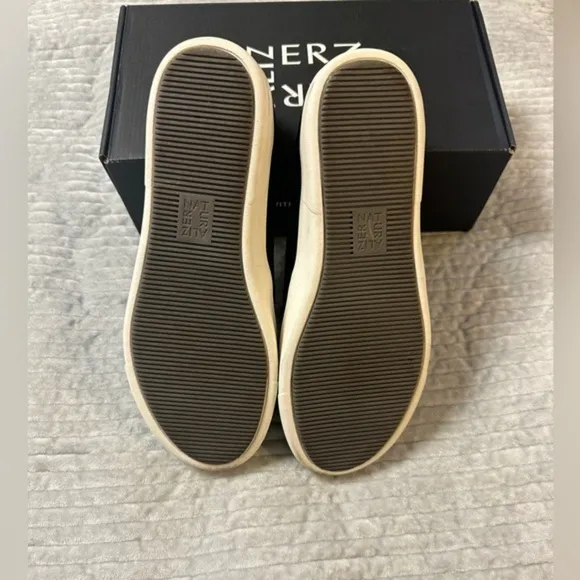 New Naturalizer Black Marianne Slip On Sneaker SZ. 9W‎  A 0224