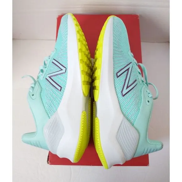 New! NEW BALANCE Women's Ventr Running Shoes Athletic Sneakers Size 6.5 Green