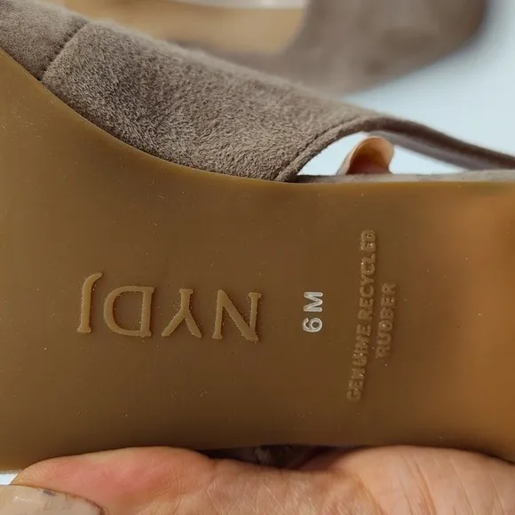NEW NYDJ Faelynn Slingback Heels in  Suede. $139