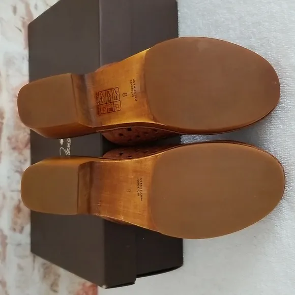 New Patricia Nash Lorena Clogs