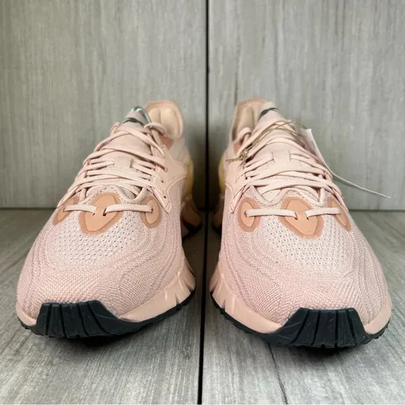 NEW Reebok Zig Kinetica 3 Pink Running Sneaker Athletic Shoes Women’s Size 10.5