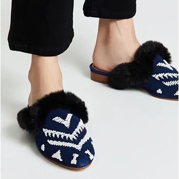 NEW! SOLUDOS Sedona Beaded Leather Faux Fur Mules Size 6.5M Navy White Black
