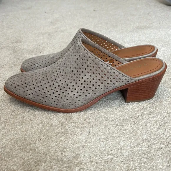 NEW Trask Teresa Perforated Suede Western Mule Taupe Sz 8.5