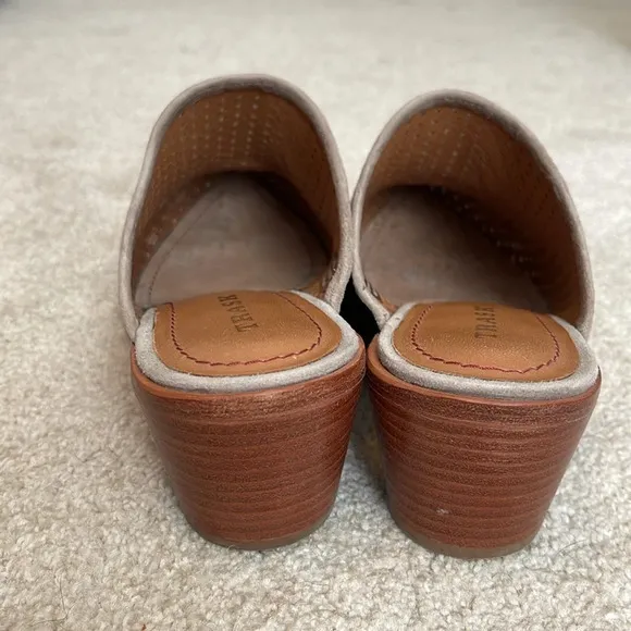 NEW Trask Teresa Perforated Suede Western Mule Taupe Sz 8.5