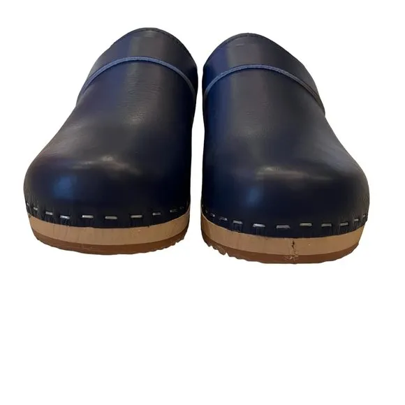 New VERKA 'Ledig' Swedish Clogs in Blueberry Size 37 or US 6 - 6.5