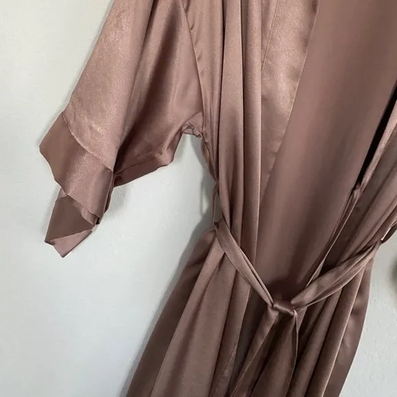 NEW Victoria's Secret Sheen Satin Robe Kimono M/L