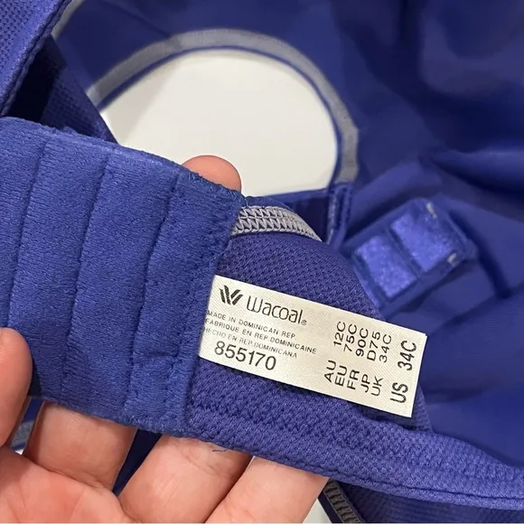 New Wacoal Simone sport underwire sports bra in blue and white stitching 34C