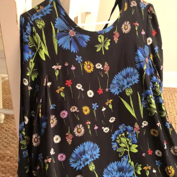 New with Tag: Anthropologie Lucinda Silk Tunic Dress. Size Medium