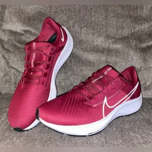 New Without Box Nike Air Zoom Pegasus 38 Mens Size 11.5 Running Shoes Red White