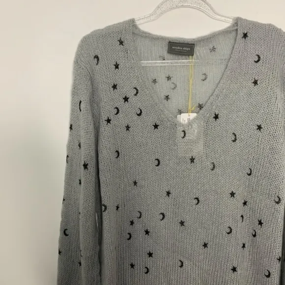 New Wooden ships Celestial gray V-neck sweater