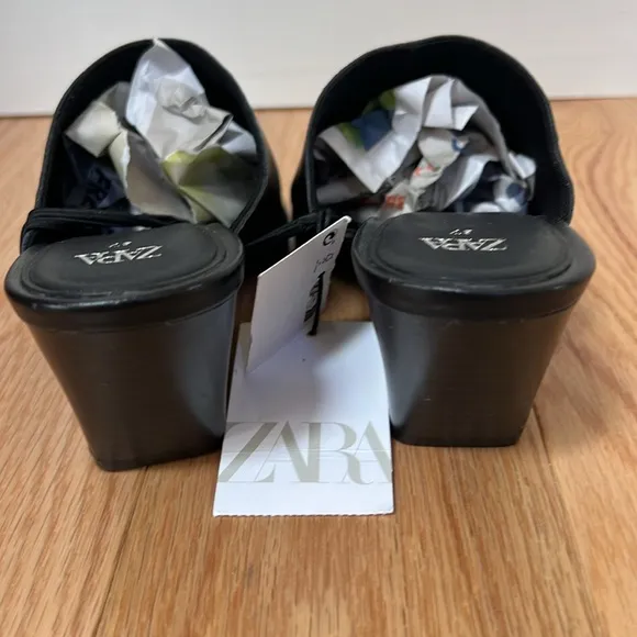 New! Zara 6.5 Black leather pointed toe block heel mules.