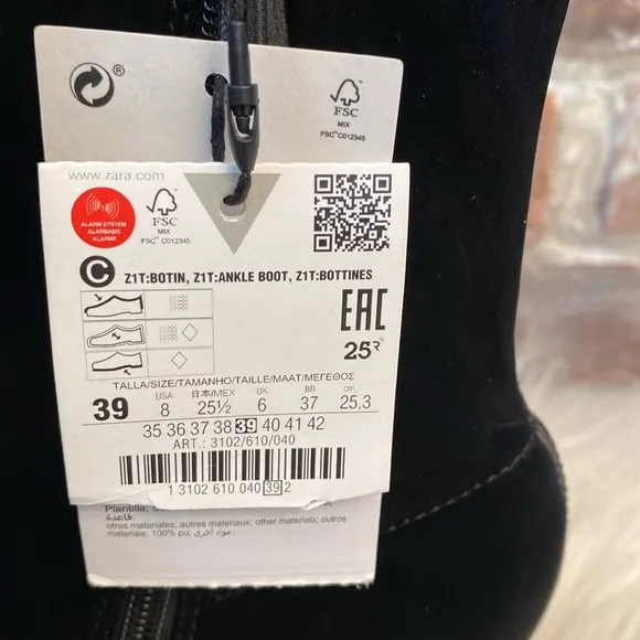 New Zara Black Kitten Heel Stretch Booties, Size 8
