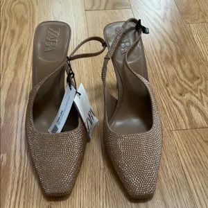 New! Zara women’s 9, natural rhinestone slingback heels.