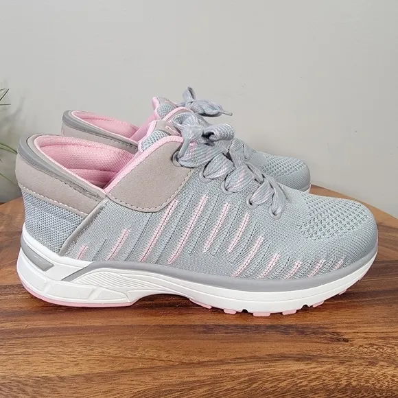 NEW Zeba Shoes Rose Gray Women's Hands Free Sneakers Size 8.5 Extra Wide