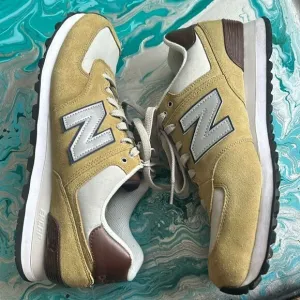 New Balance 574 Sneakers Running Shoes Mens 10.5 Great Used Condition