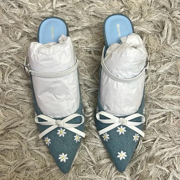 NIB Anthropologie Maeve Bow Denim Flower Daisy Embroidery Kitten Heel Mules Sz 7