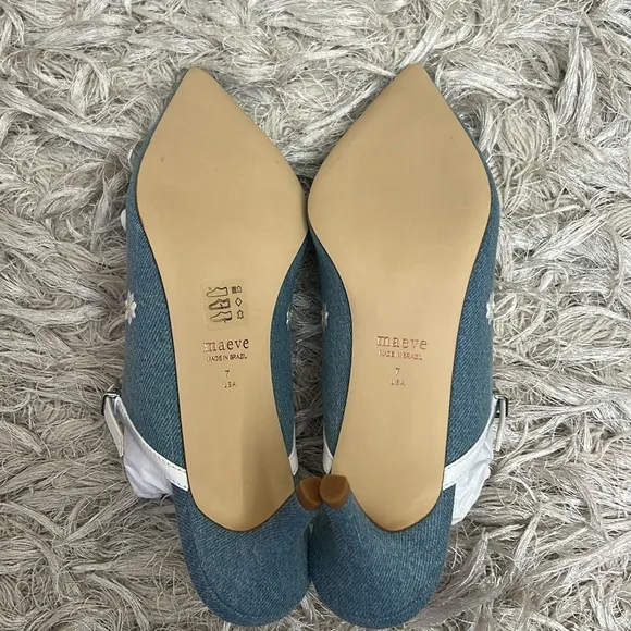 NIB Anthropologie Maeve Bow Denim Flower Daisy Embroidery Kitten Heel Mules Sz 7