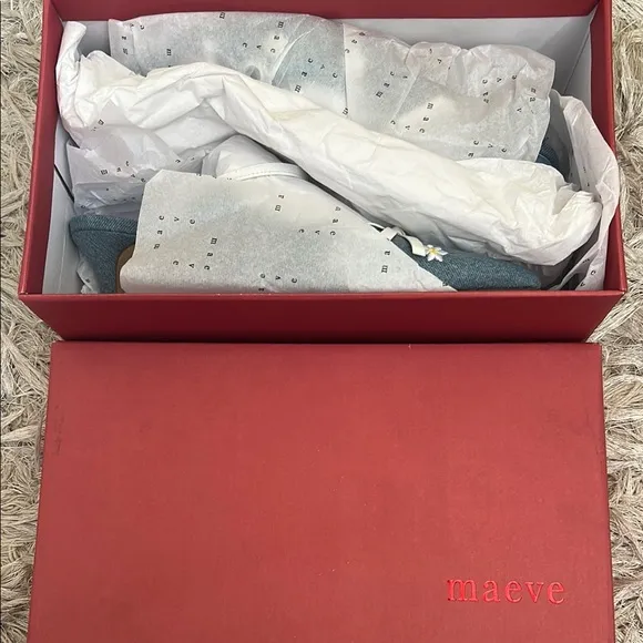 NIB Anthropologie Maeve Bow Denim Flower Daisy Embroidery Kitten Heel Mules Sz 7
