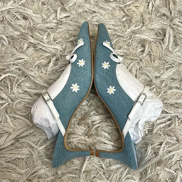 NIB Anthropologie Maeve Bow Denim Flower Daisy Embroidery Kitten Heel Mules Sz 7