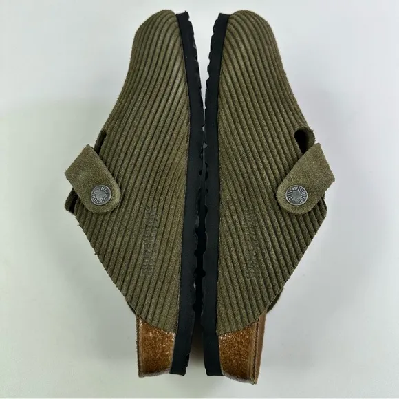 NIB Birkenstock Women's Olive Green Boston 25th Anniversary Clogs - Size 6