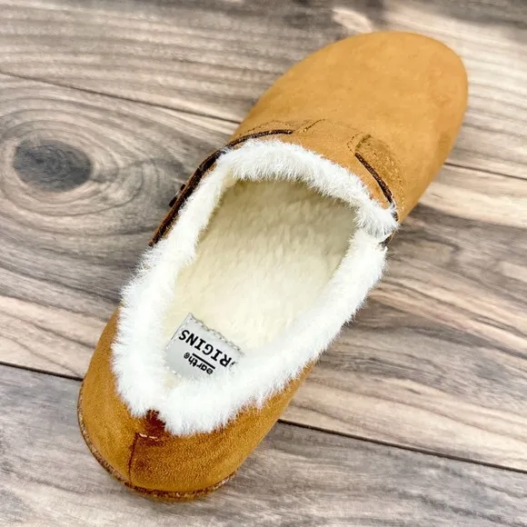 NIB Earth Origins Jordie 9M Faux Fur Comfort Slip on Clogs Tan