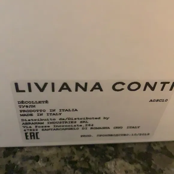 NIB Liviana Conti Italian shoes kitten heels 39. 9