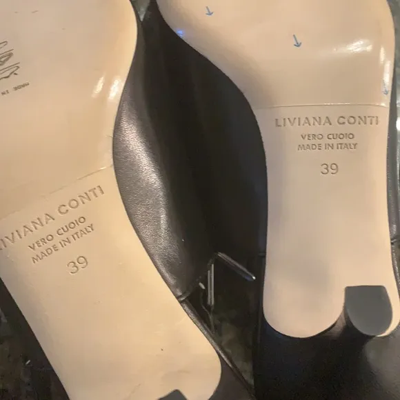NIB Liviana Conti Italian shoes kitten heels 39. 9