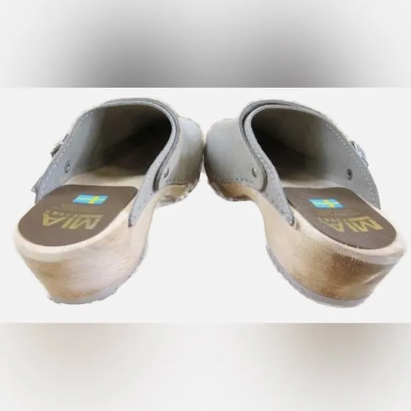 NIB Mia X Free People Genuine Swedish Taupe Clogs Minimalist