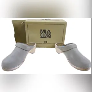NIB Mia X Free People Genuine Swedish Taupe Clogs Minimalist