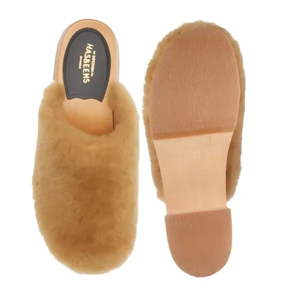 NIB Swedish Hasbeen Fluff Slip On Clogs in Nature Size 38