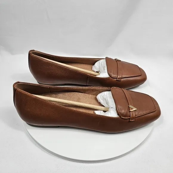 NIB Vionic Hayes Skimmers Ballet Flat Loafer Slip-On VioMotion Leather Tan 8.5