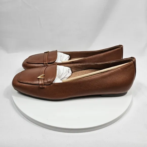 NIB Vionic Hayes Skimmers Ballet Flat Loafer Slip-On VioMotion Leather Tan 8.5