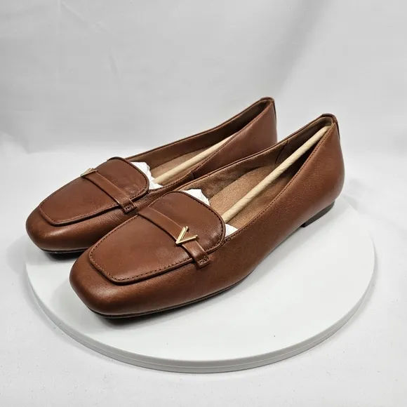 NIB Vionic Hayes Skimmers Ballet Flat Loafer Slip-On VioMotion Leather Tan 8.5