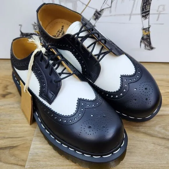 ☔️🩵NIB Dr. Martens 3989 Black &amp; White Bex Smooth Leather Brogue Oxfords Size 8