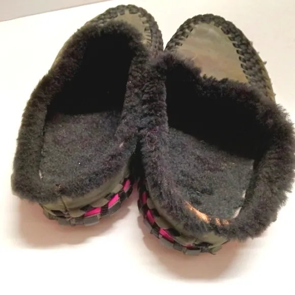 Nike ACG RARE Considered Women's Shearling Leather Slip-On Mules Slides