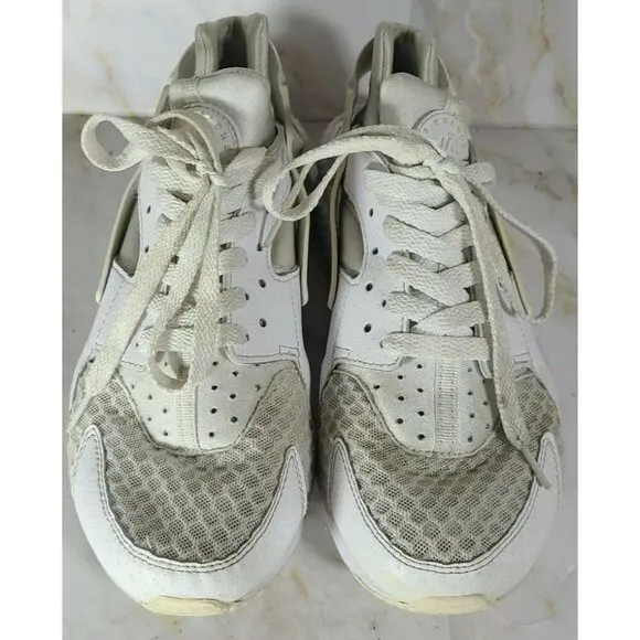 Nike Air Huarache Mens Triple White Platinum Running Shoes 318429-111 Size 8.5