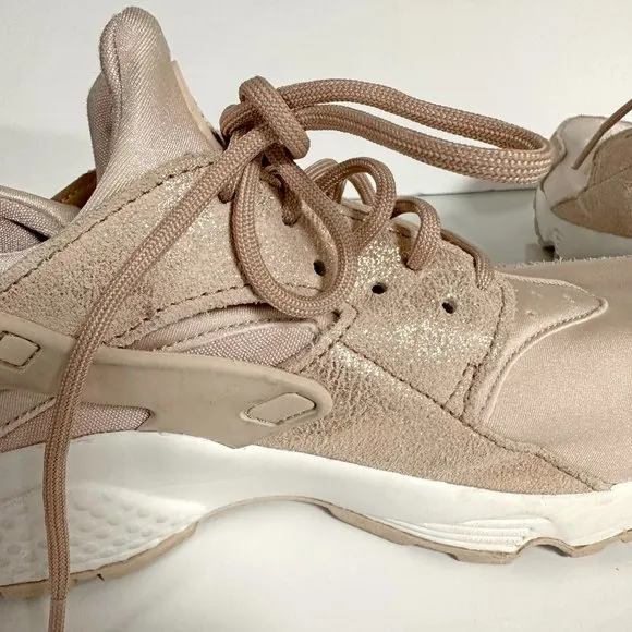 Nike Air Huarache Shoes