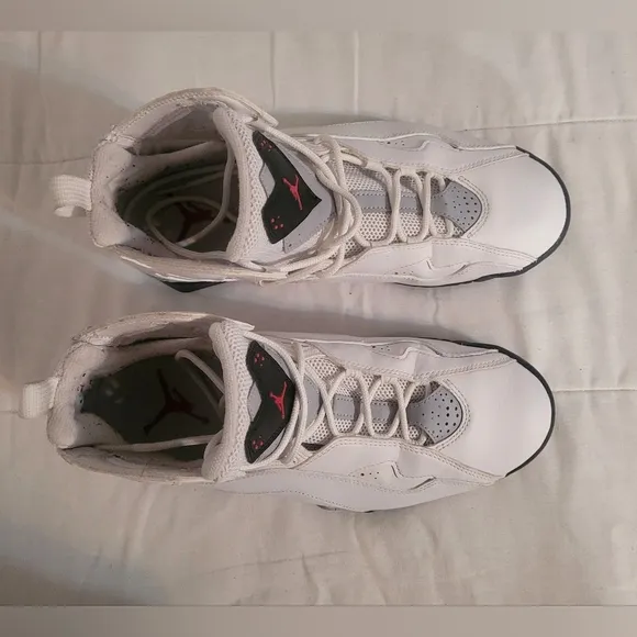 Nike Air Jordan TrueFlight White Mens Size 8.5 Streetwear Athletic Shoes Sneaker