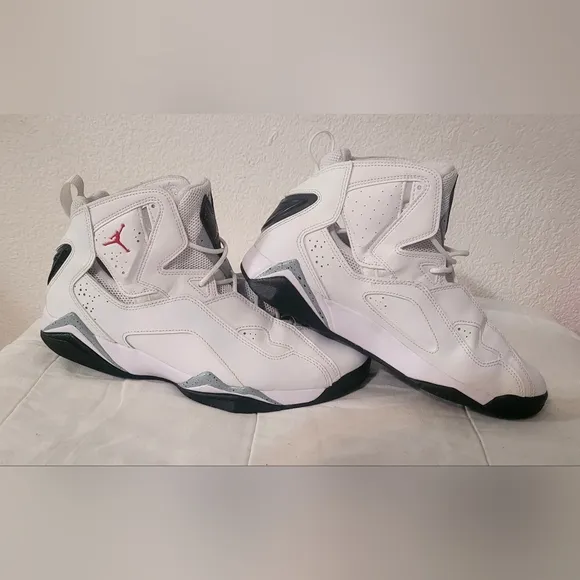 Nike Air Jordan TrueFlight White Mens Size 8.5 Streetwear Athletic Shoes Sneaker