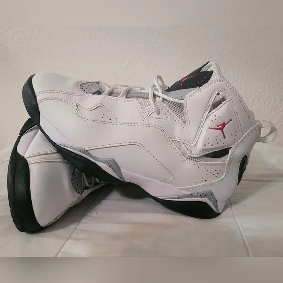 Nike Air Jordan TrueFlight White Mens Size 8.5 Streetwear Athletic Shoes Sneaker