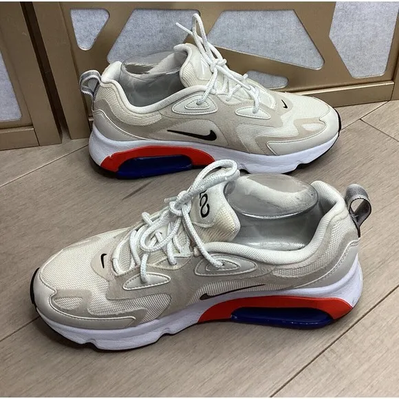 Nike Air Max 200 SE Women Trainers AT6175 US 9 Sneakers White Running Shoes