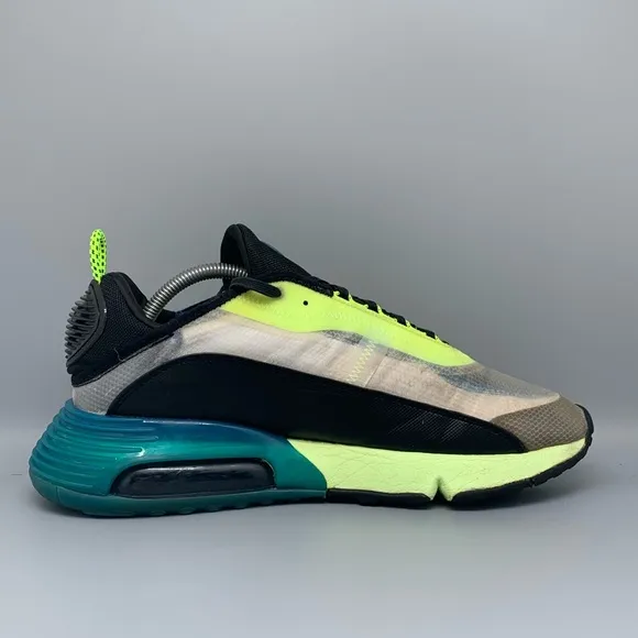 Nike Air Max 2090 Volt Running Shoes Men’s Sz 10.5
