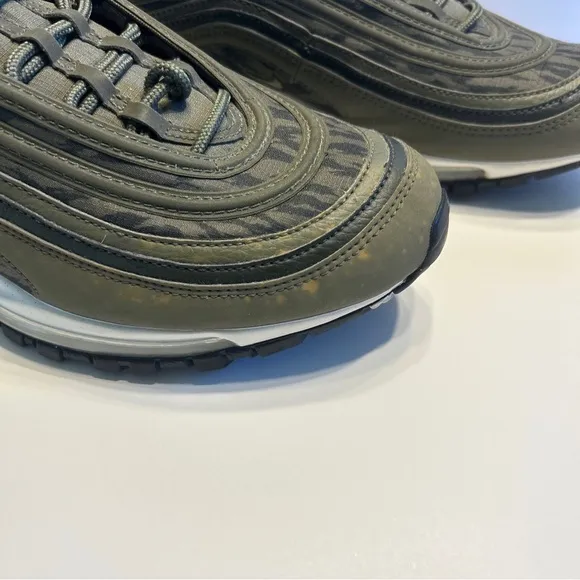 Nike Air Max 97 Tiger Camo Olive AQ4132-200 Size 10 Sneakers Shoes