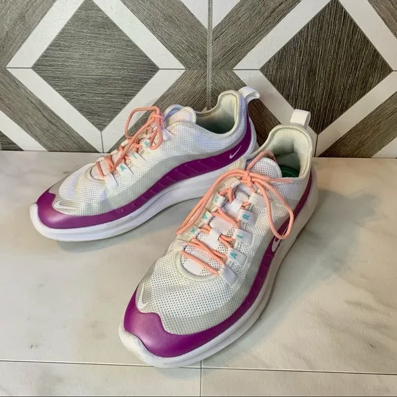 Nike air max axis running shoes women’s size 9.5 white purple