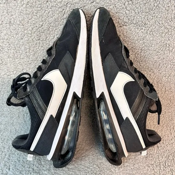 Nike Air Max Pre-Day Men's size 13 Black Running athletic shoes DC9402-001