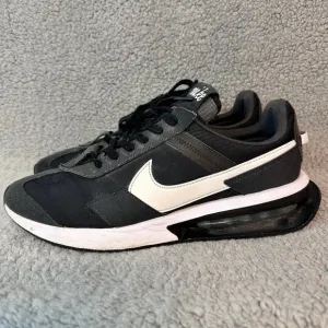Nike Air Max Pre-Day Men's size 13 Black Running athletic shoes DC9402-001