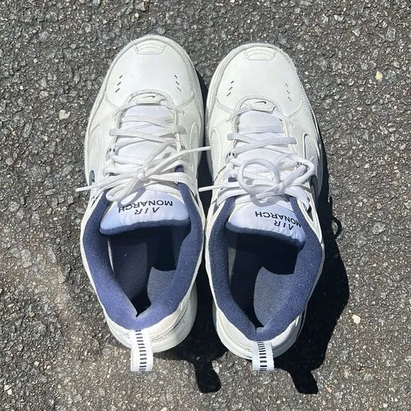 Nike Air Monarch Men’s size US 10,5 excellent condition