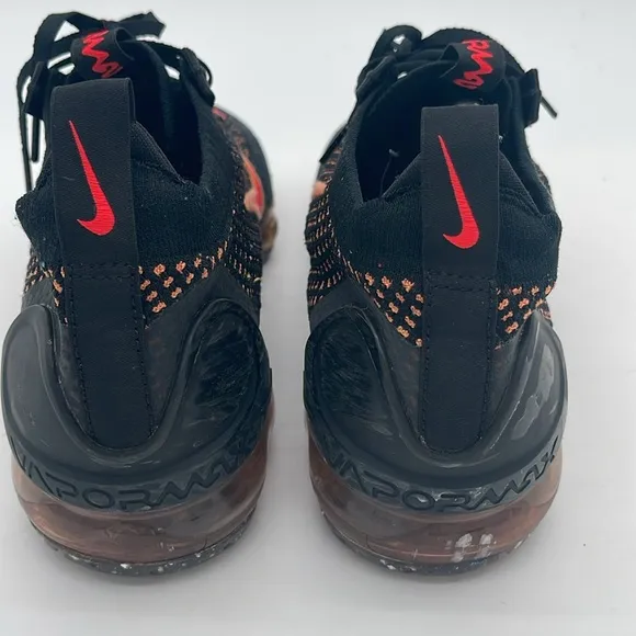 Nike Air VaporMax 2021 Flyknit Magma Bright Crimson Men’s Size 10.5