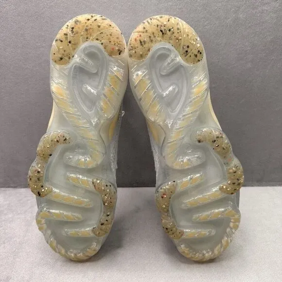 Nike Air VaporMax 2021 Flyknit Womens Size 8 White Pure Platinum Running Sneaker