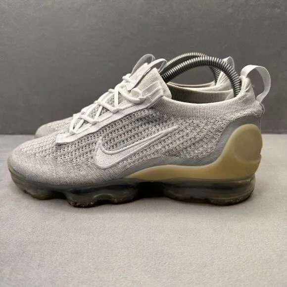 Nike Air VaporMax 2021 Flyknit Womens Size 8 White Pure Platinum Running Sneaker
